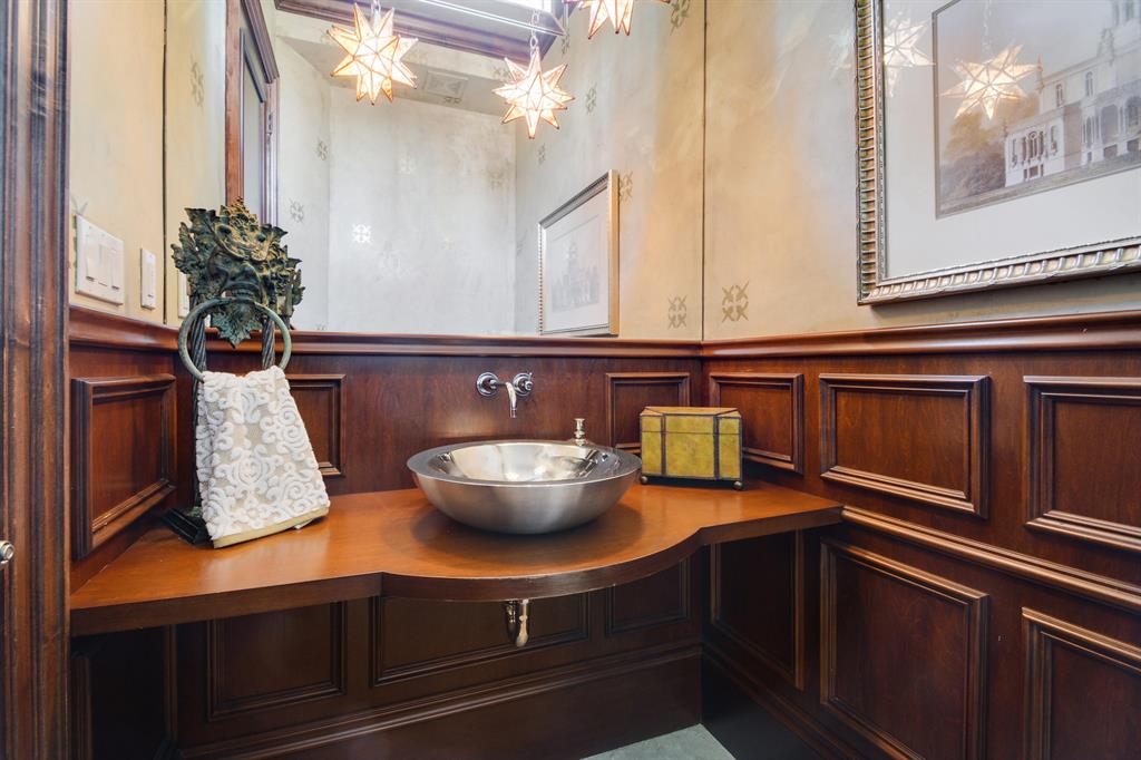 BOCA HARBOUR ISLAND - Residential