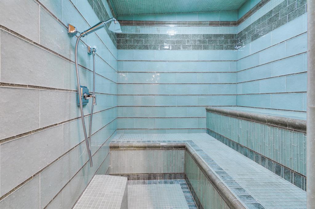 BOCA HARBOUR ISLAND - Residential