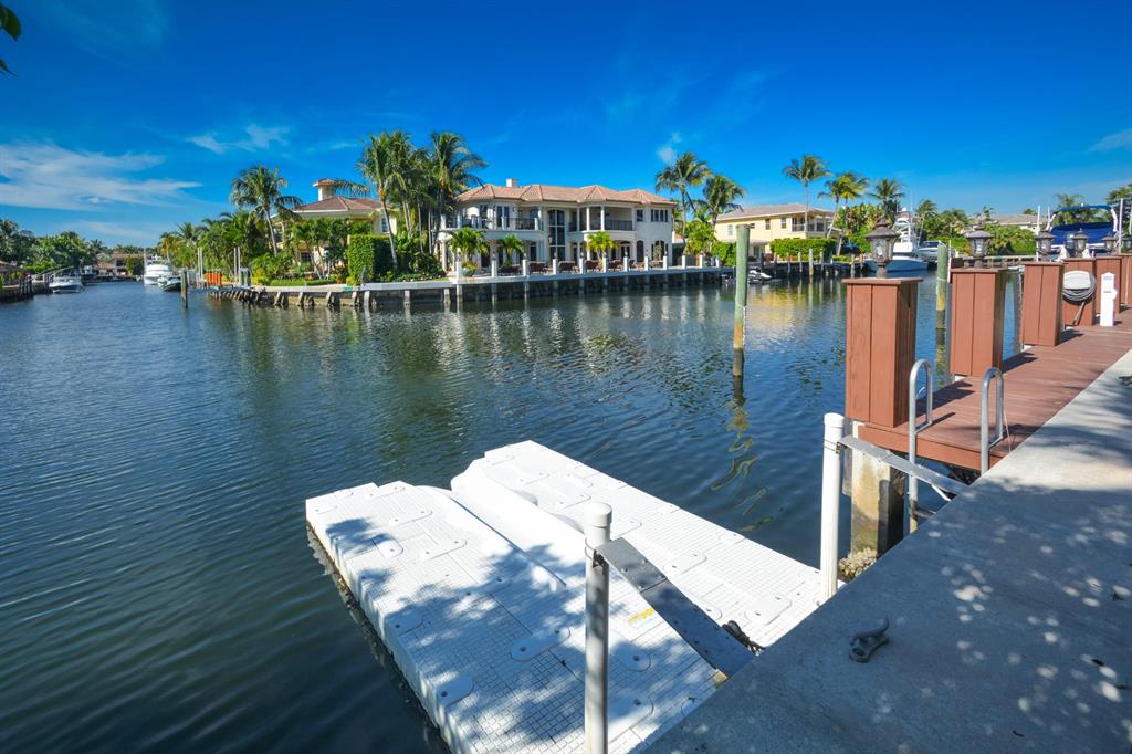 BOCA HARBOUR ISLAND - Residential