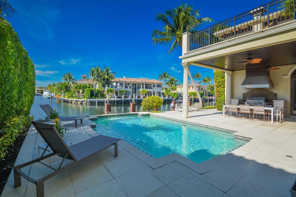 BOCA HARBOUR ISLAND - Residential