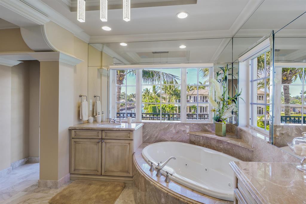 BOCA HARBOUR ISLAND - Residential