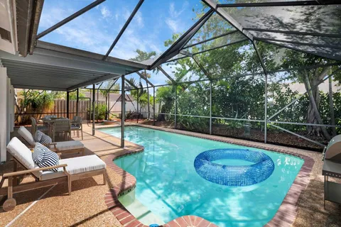 22750 SW 56th Ave, Boca Raton, FL MLS: F10501832