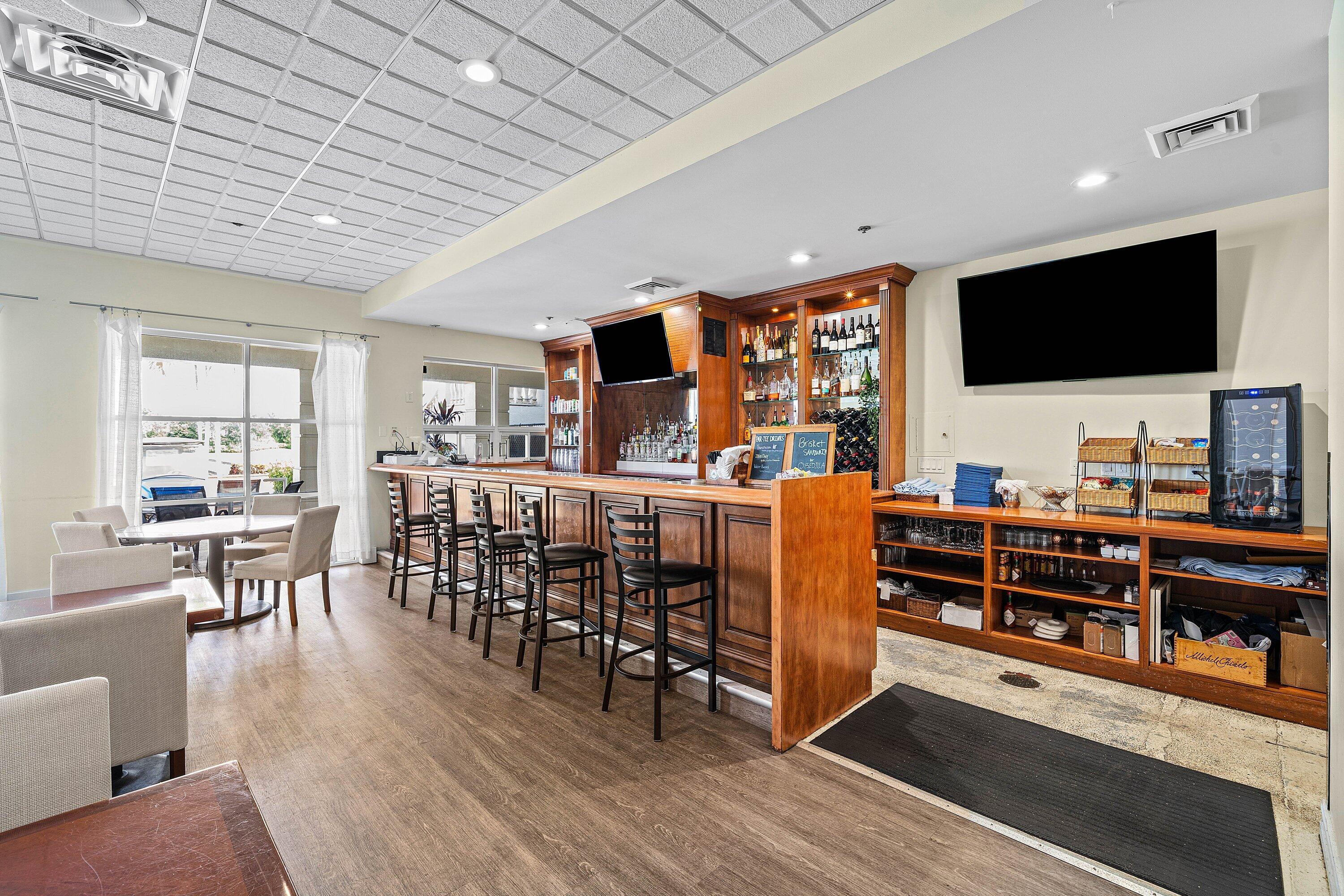 FAIRWAYS AT SOMERSET CONDO - Residential