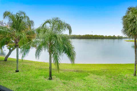 Tiny photo for 312 Liberty Court, Deerfield Beach, FL 33442 (MLS # B26009647)