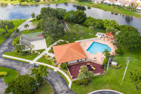 Tiny photo for 312 Liberty Court, Deerfield Beach, FL 33442 (MLS # B26009647)
