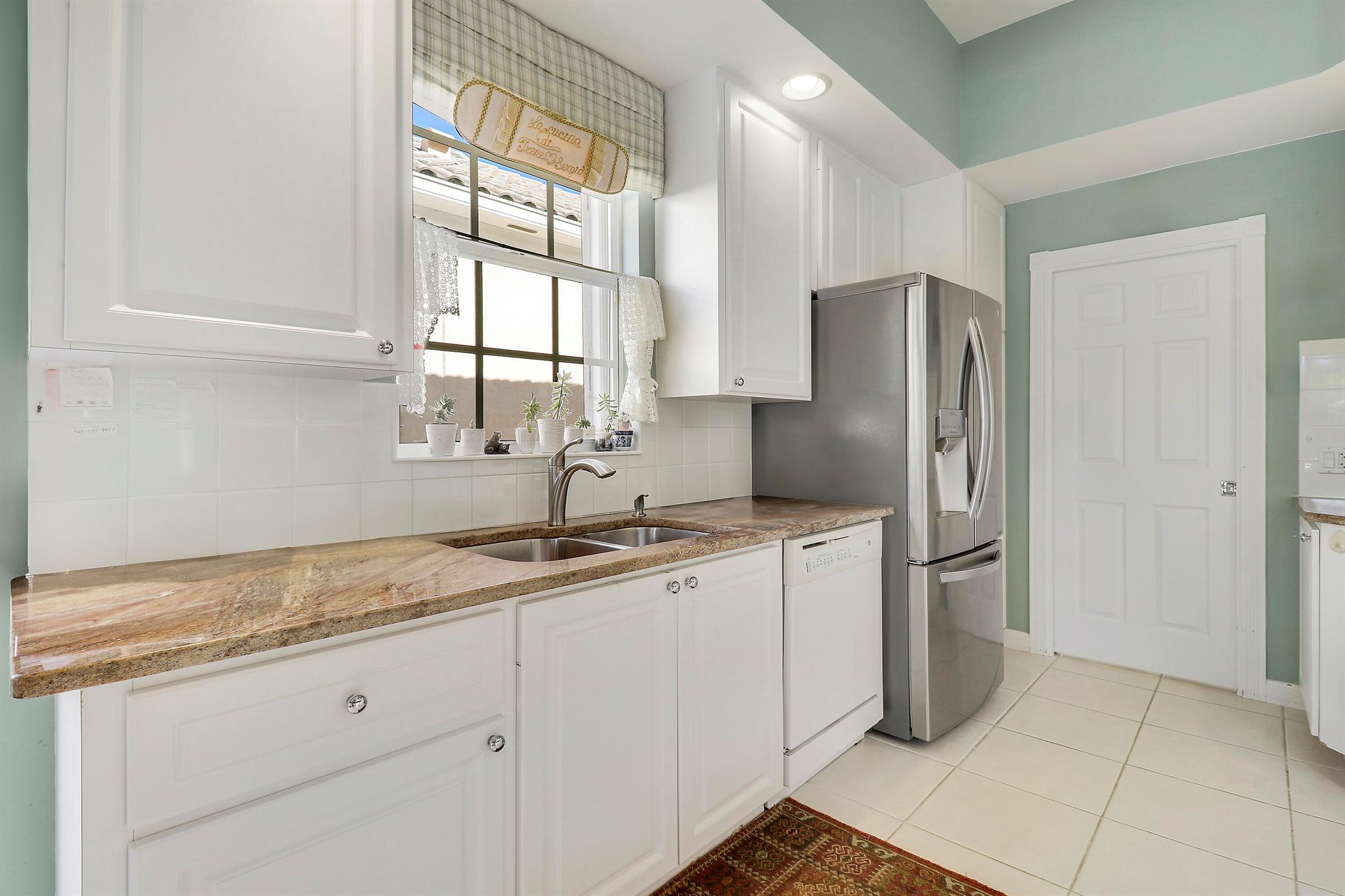 ISLES AT PALM BEACH GARDE - Residential