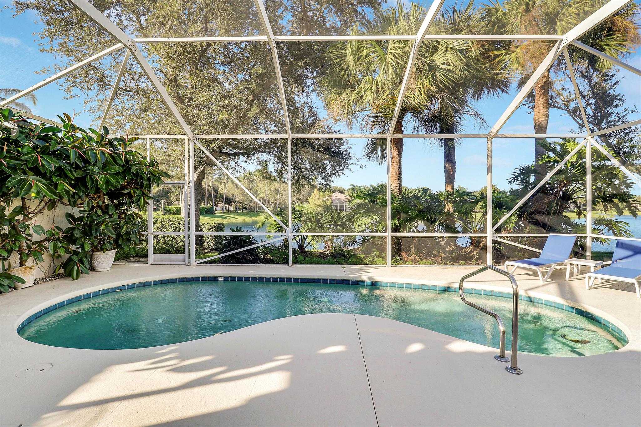 ISLES AT PALM BEACH GARDE - Residential