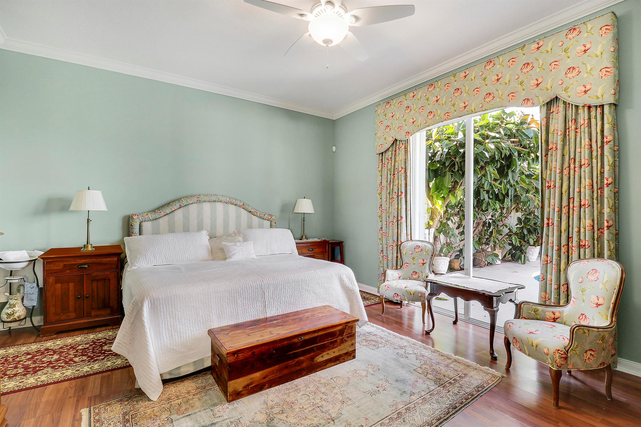 ISLES AT PALM BEACH GARDE - Residential