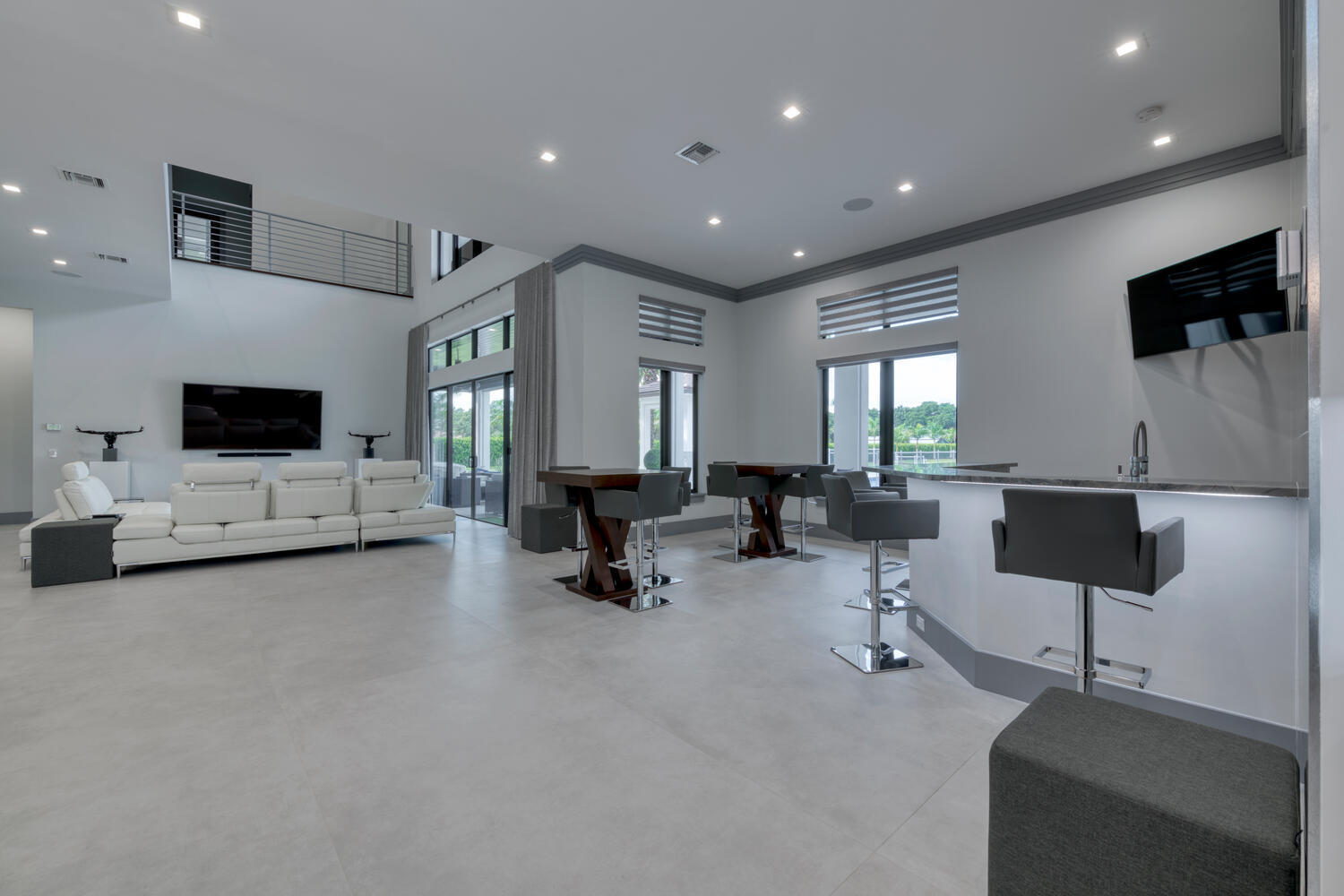 PALM BEACH LITTLE RANCHES - Residential