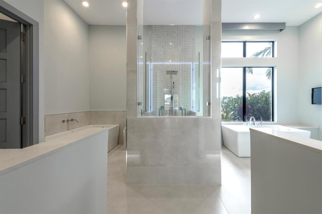 PALM BEACH LITTLE RANCHES - Residential