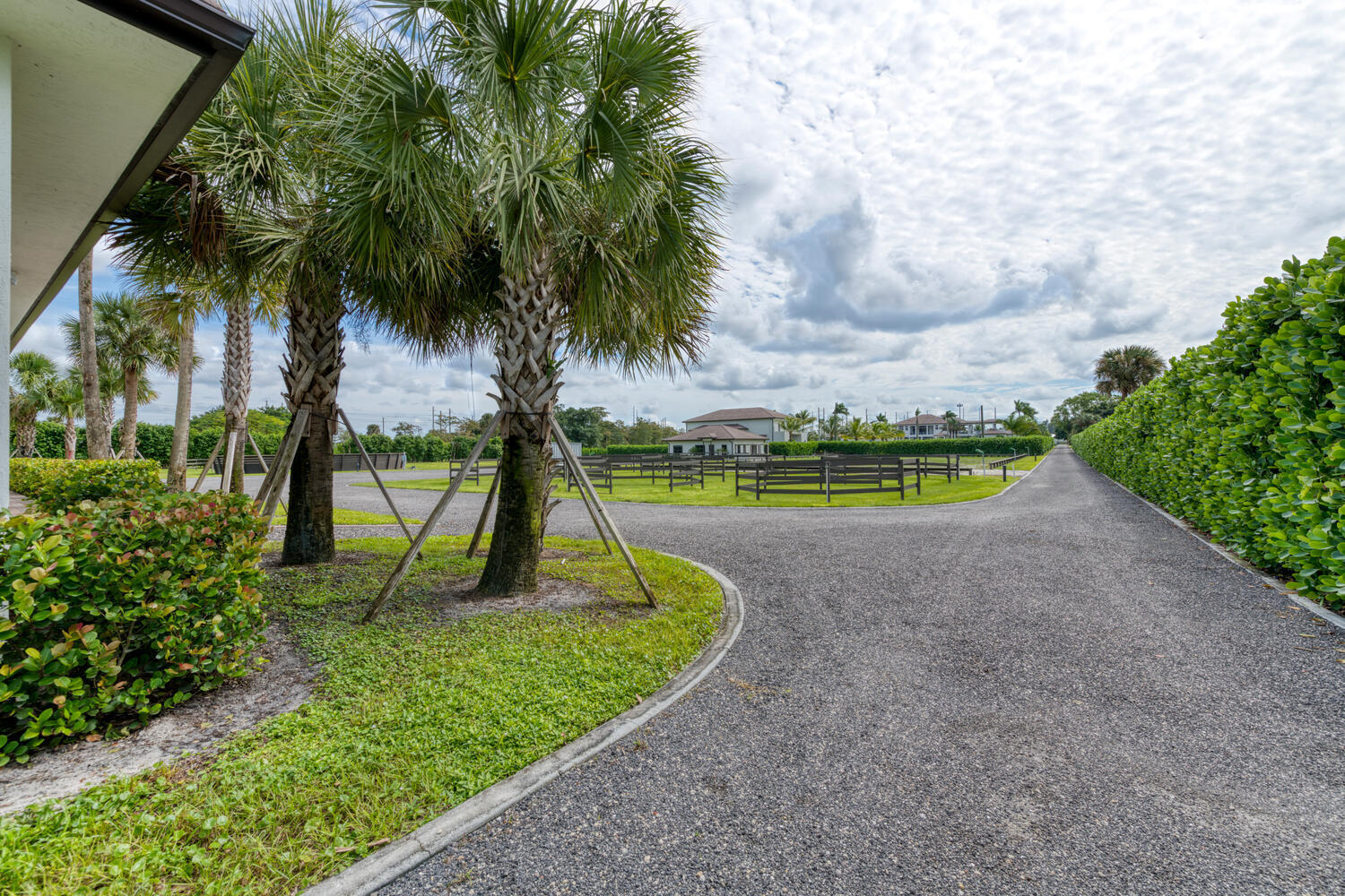 PALM BEACH LITTLE RANCHES - Residential