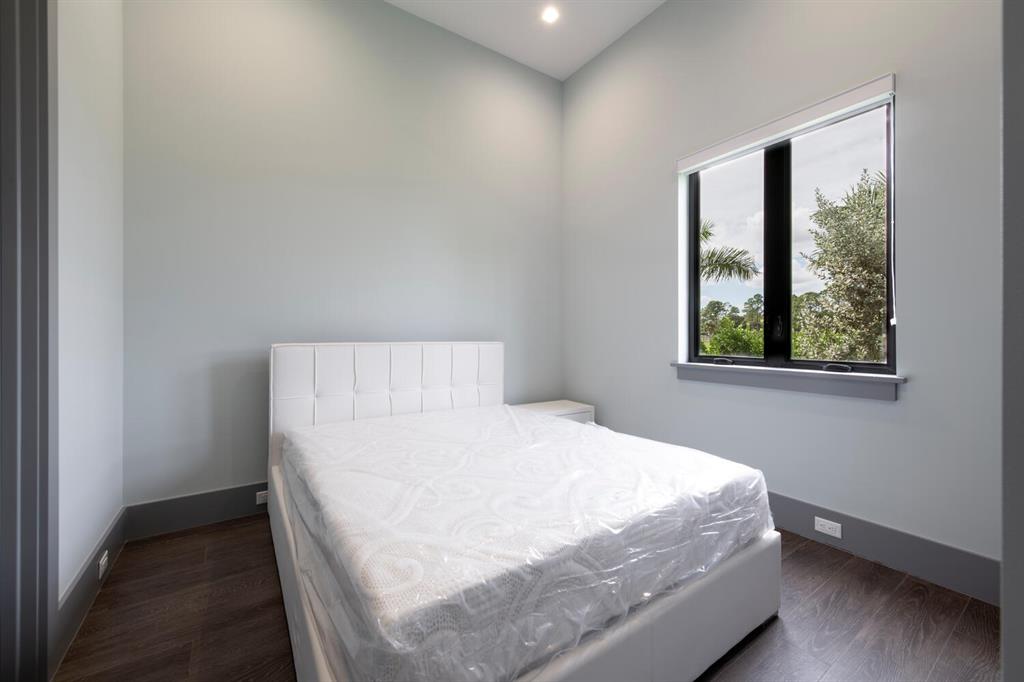 PALM BEACH LITTLE RANCHES - Residential