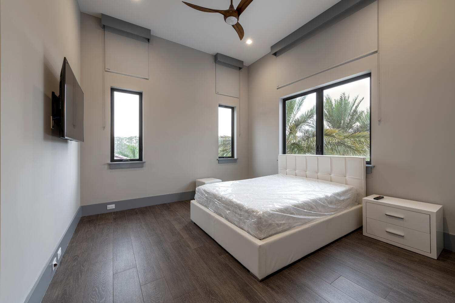 PALM BEACH LITTLE RANCHES - Residential