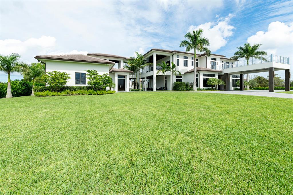 PALM BEACH LITTLE RANCHES - Residential