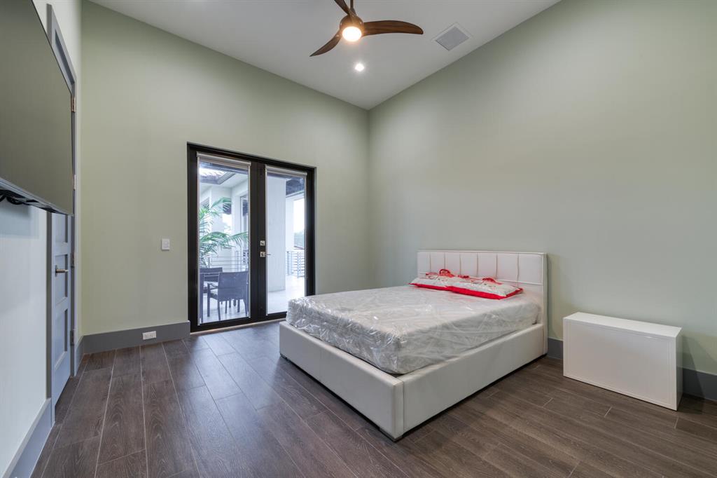 PALM BEACH LITTLE RANCHES - Residential