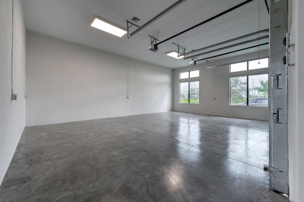 PALM BEACH LITTLE RANCHES - Residential