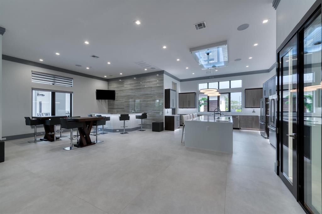 PALM BEACH LITTLE RANCHES - Residential