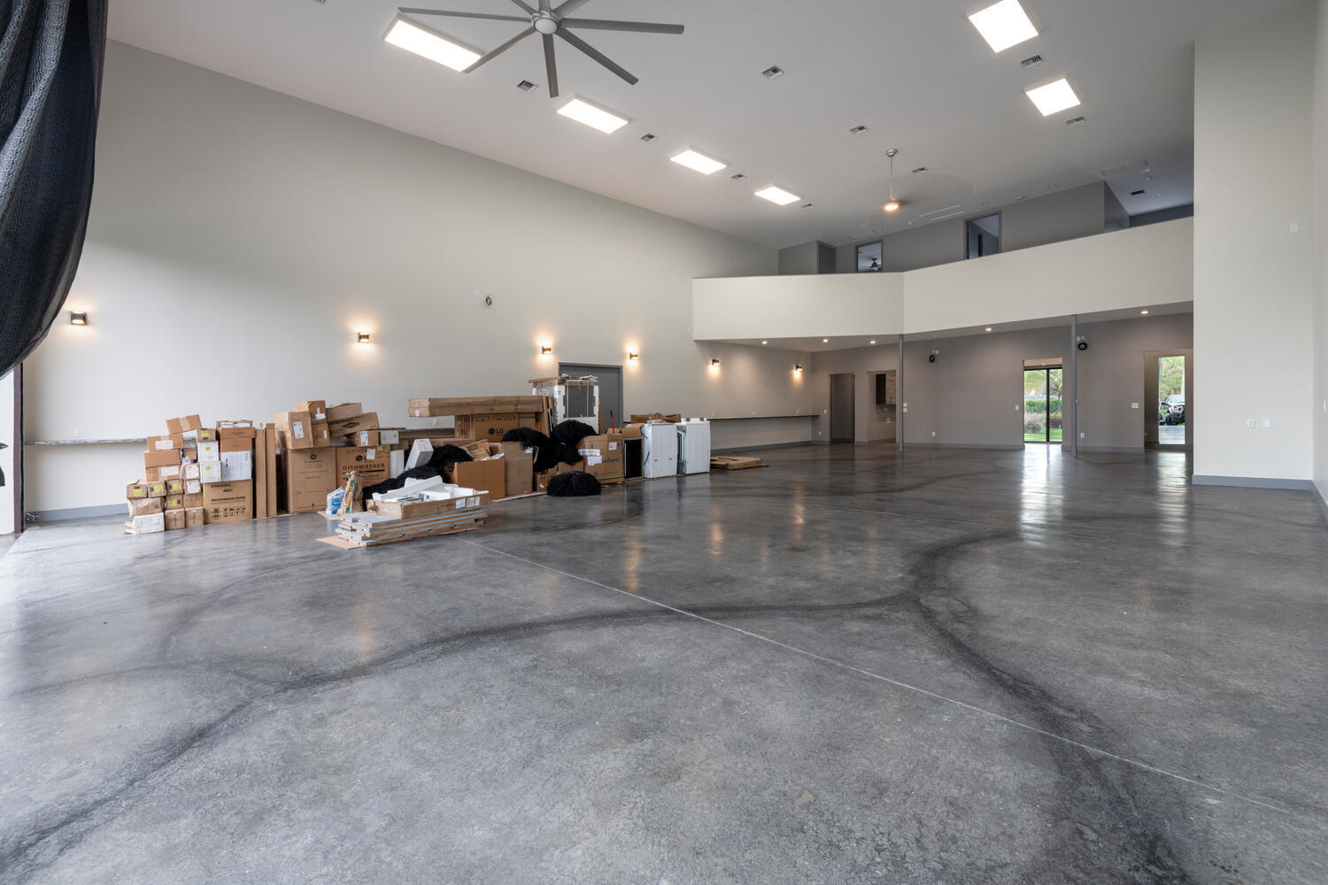 PALM BEACH LITTLE RANCHES - Residential