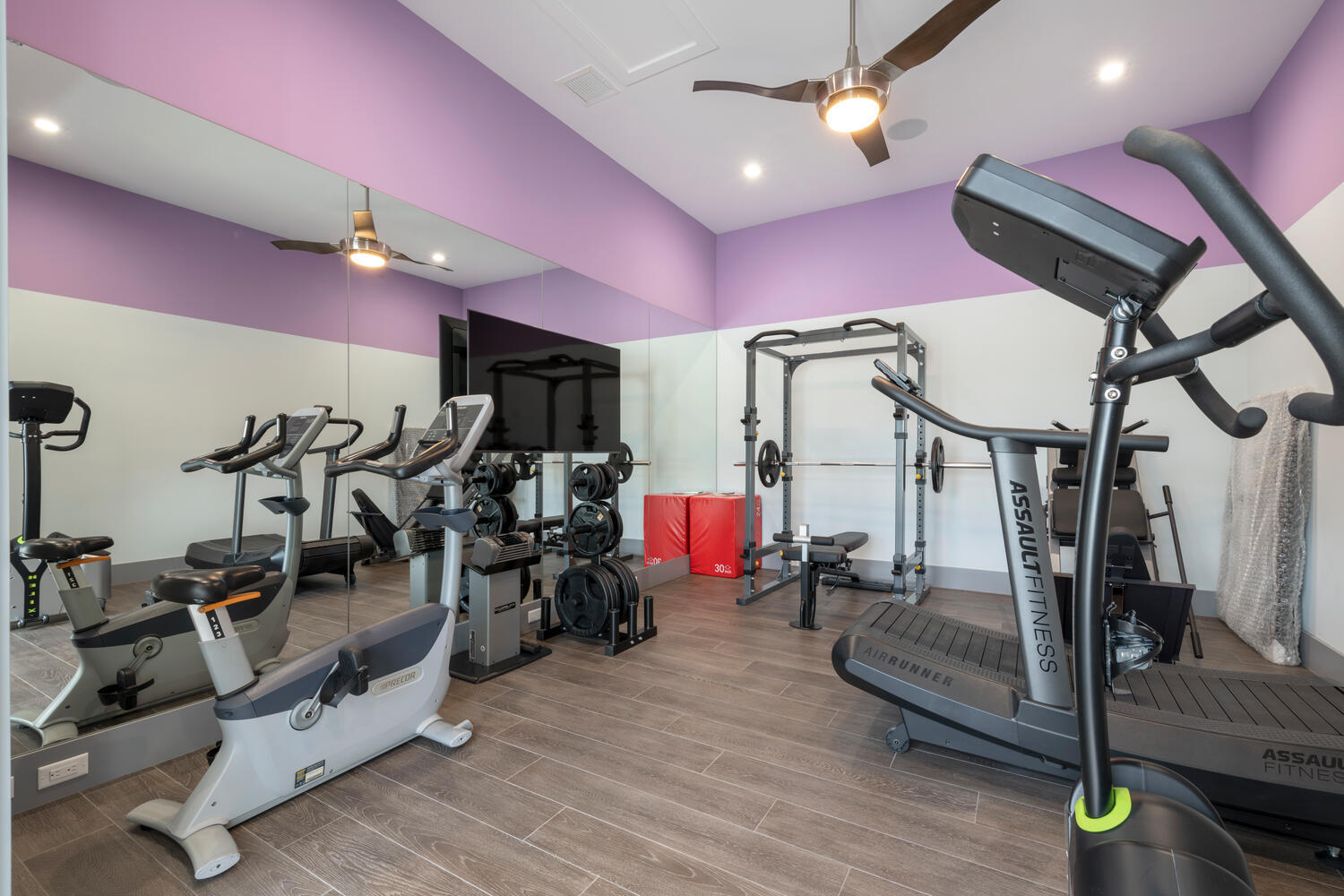 PALM BEACH LITTLE RANCHES - Residential