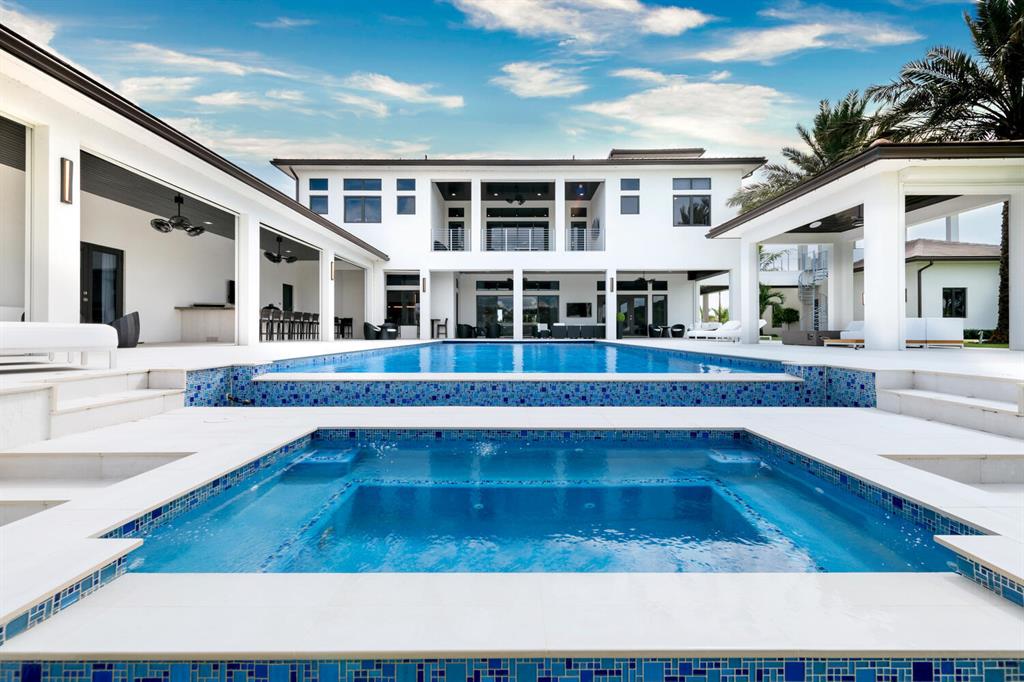 PALM BEACH LITTLE RANCHES - Residential