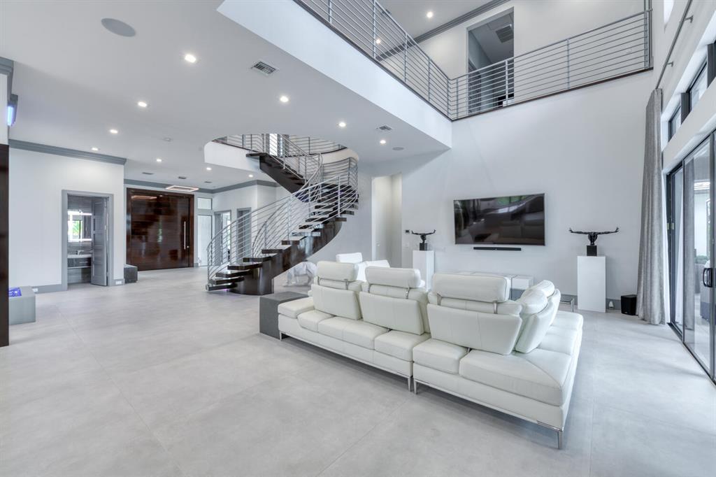 PALM BEACH LITTLE RANCHES - Residential