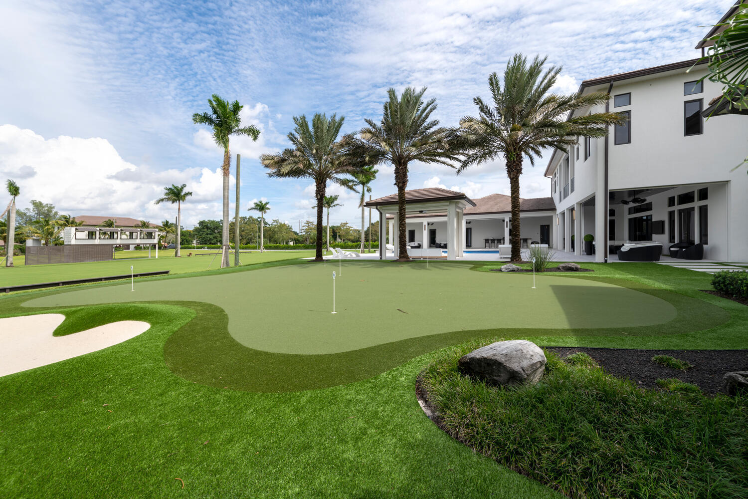 PALM BEACH LITTLE RANCHES - Residential