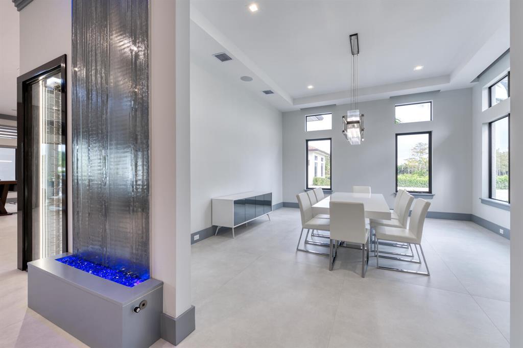 PALM BEACH LITTLE RANCHES - Residential