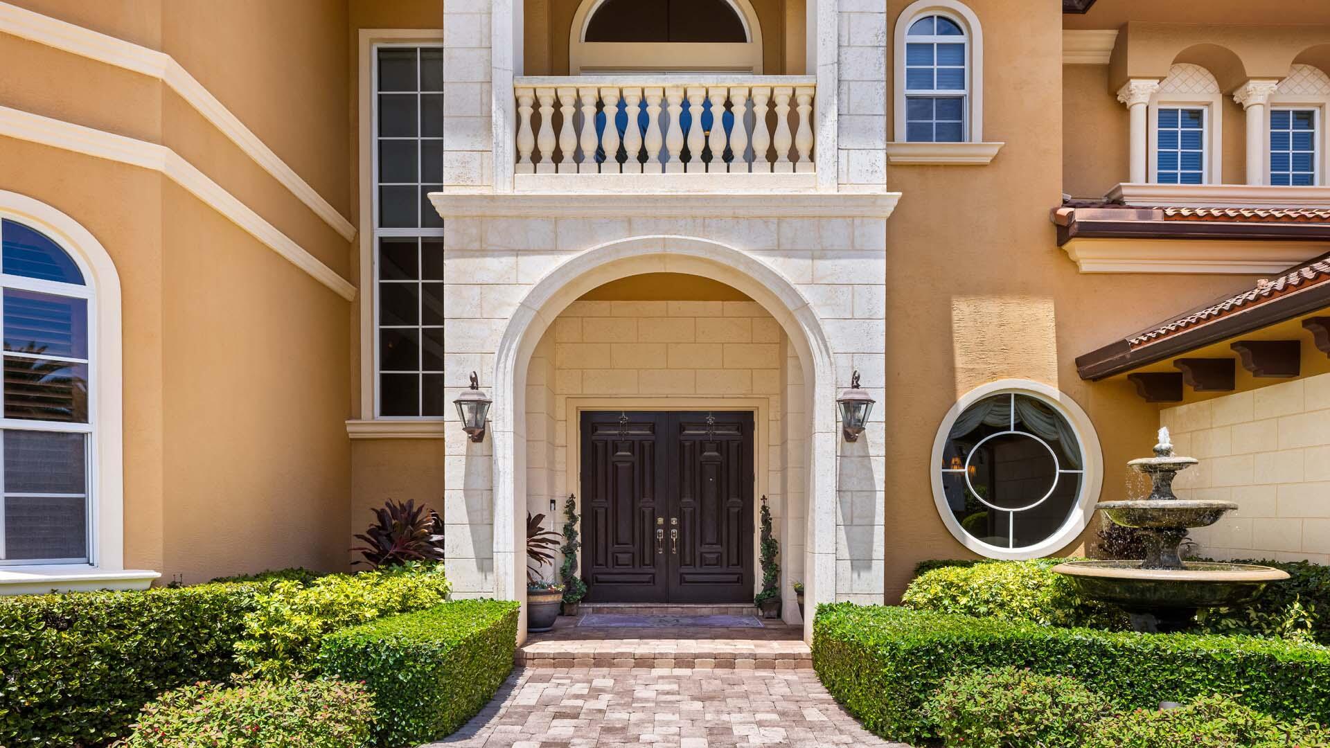 929 Banyan Drive