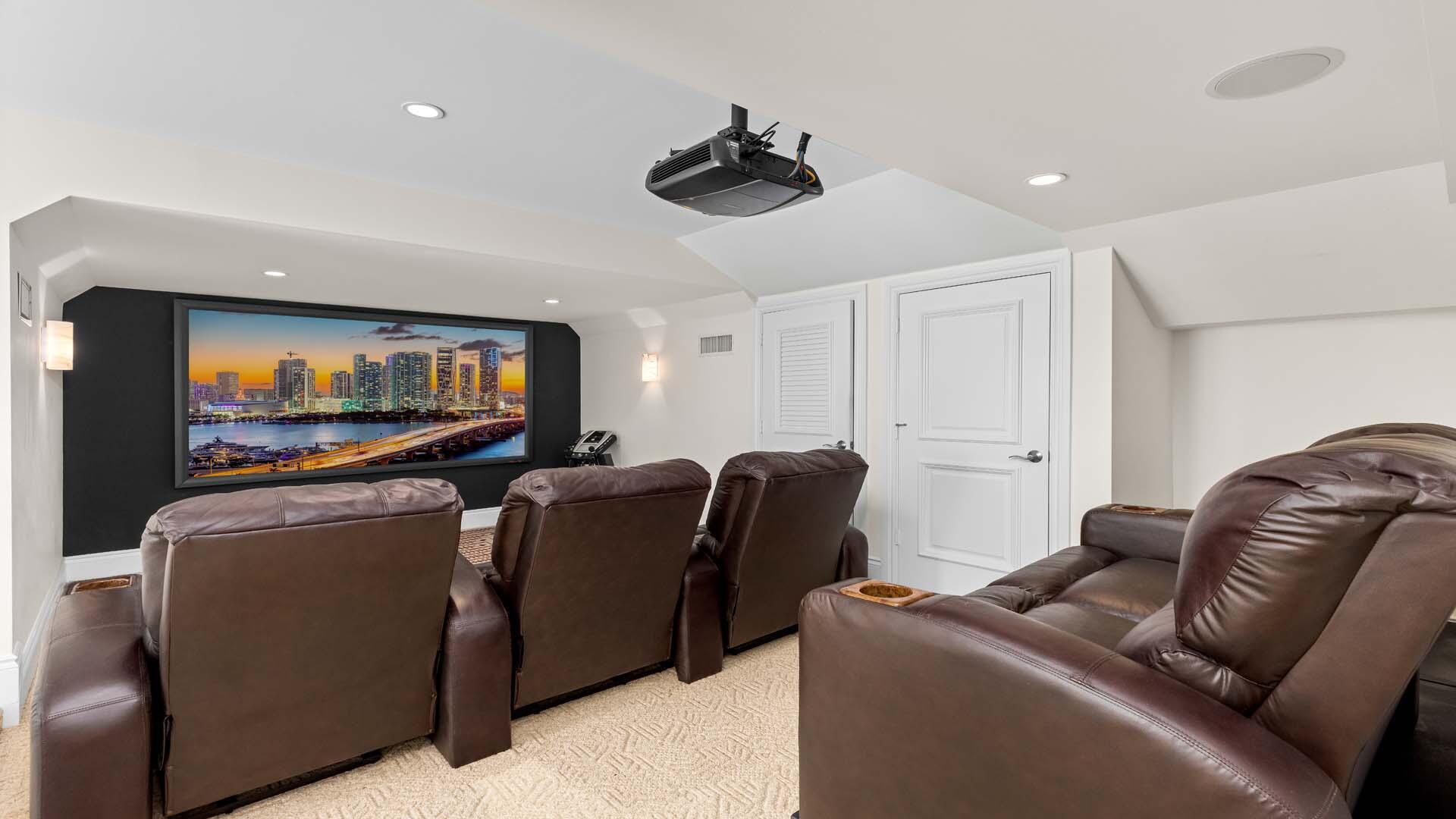 TROPIC ISLE 2ND SEC - Residential