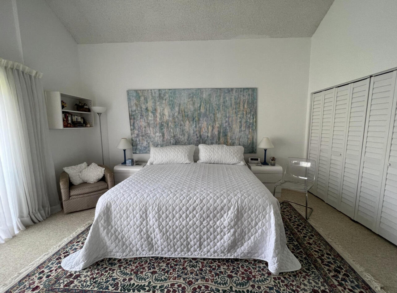 1002 Bridgewood Place 1002