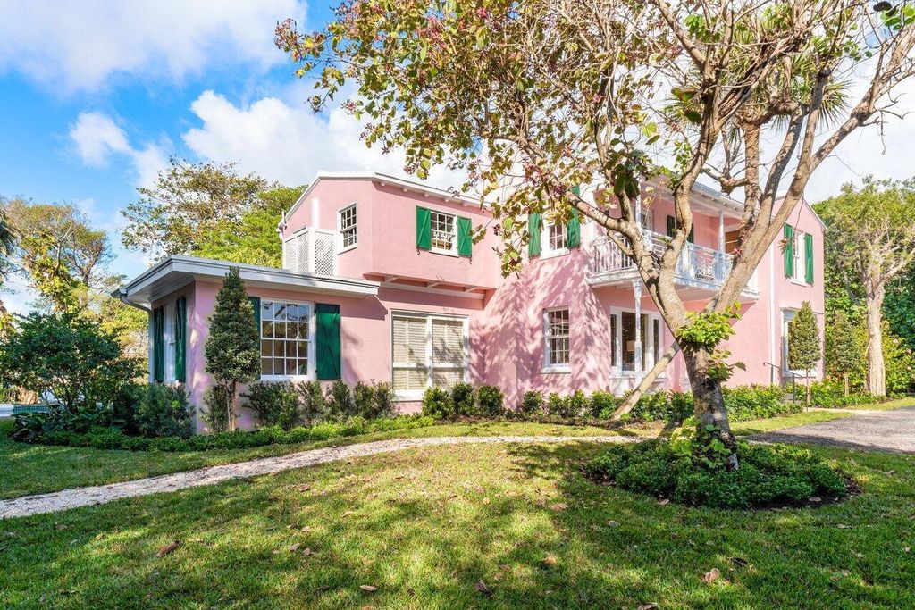 Photo of 1010 N Ocean Boulevard, Gulf Stream, FL 33483 (MLS # R11065344)