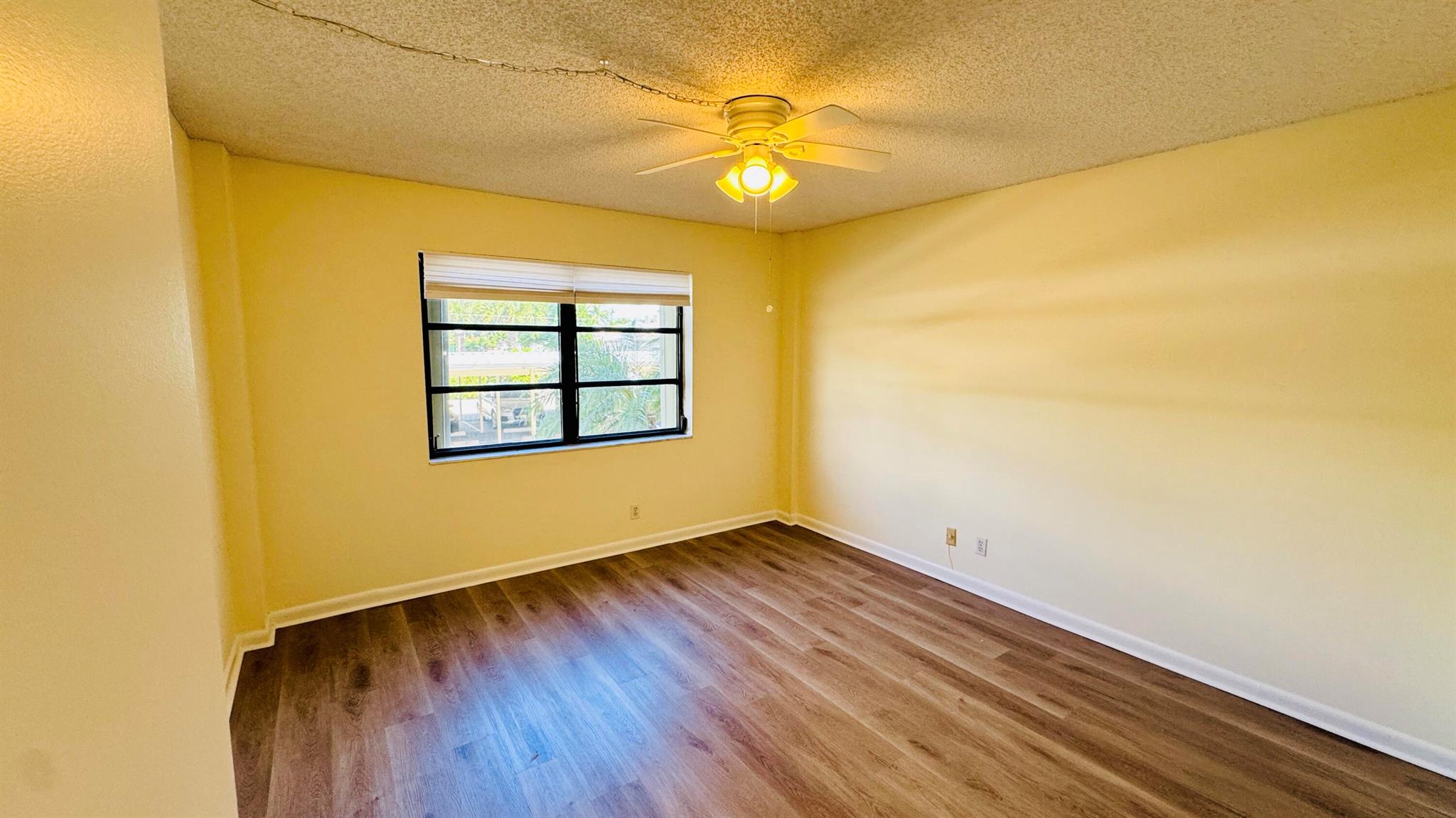 HALF MOON BAY CONDO PH I - Residential