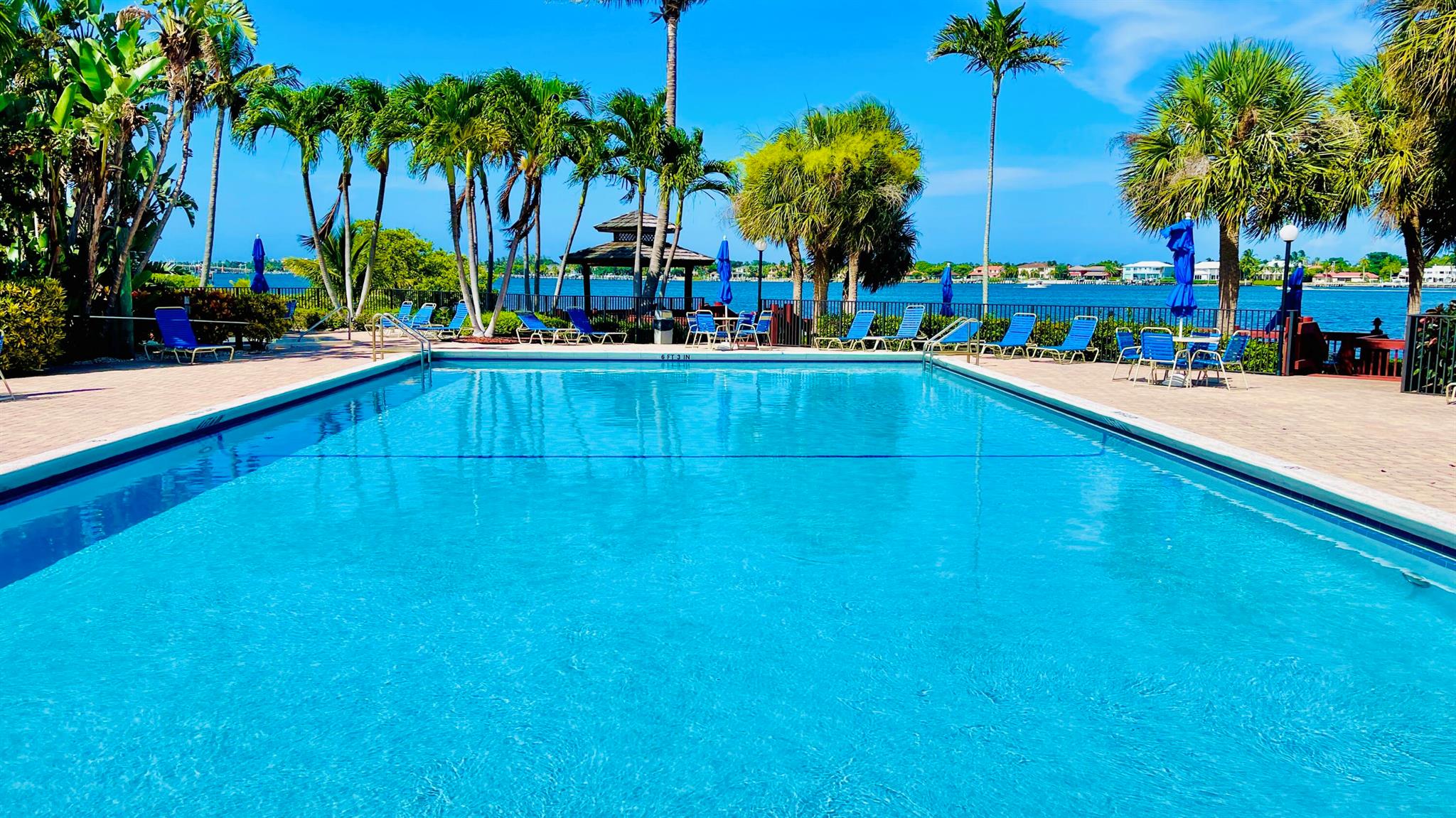 HALF MOON BAY CONDO PH I - Residential