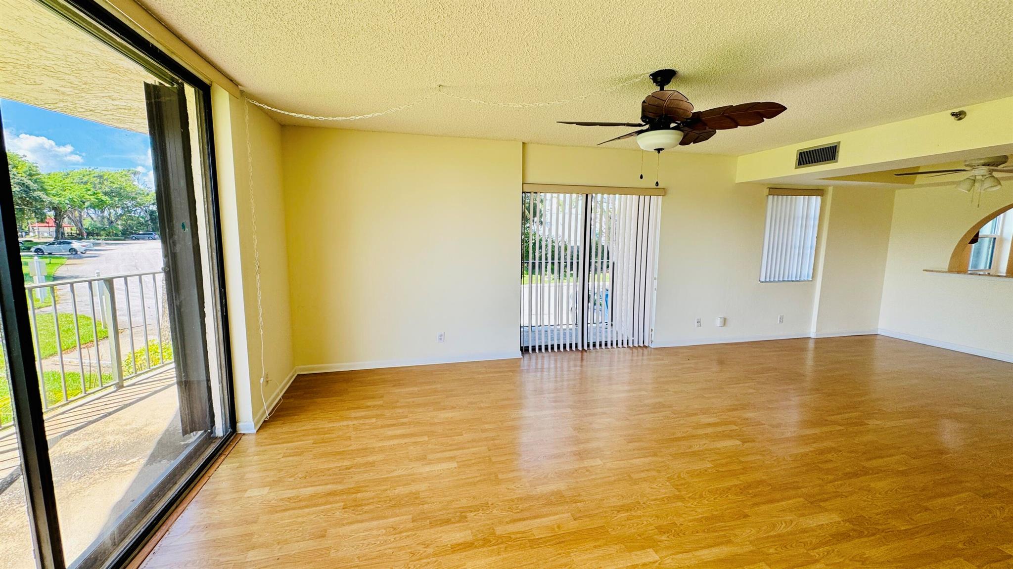 HALF MOON BAY CONDO PH I - Residential