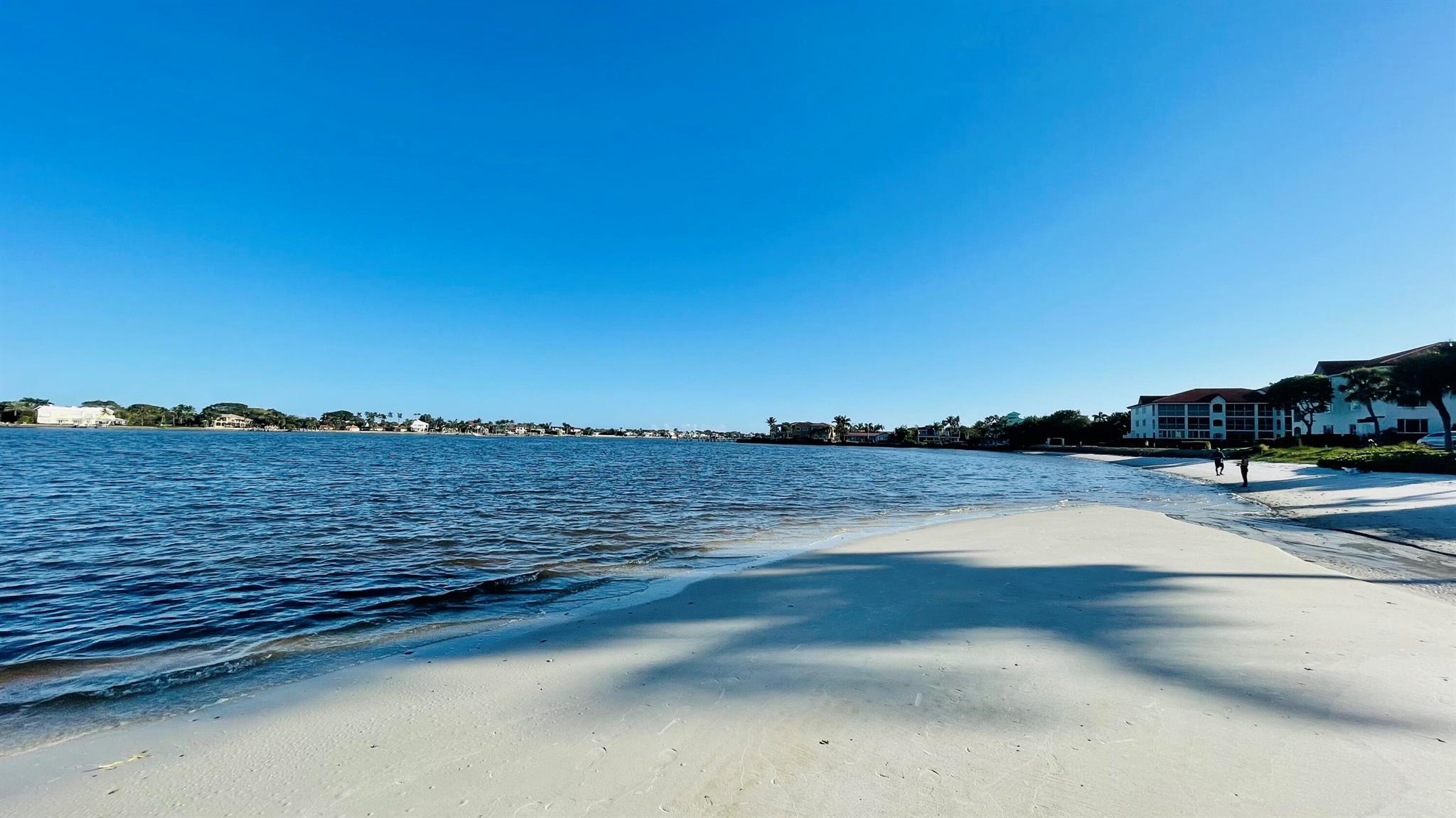 HALF MOON BAY CONDO PH I - Residential
