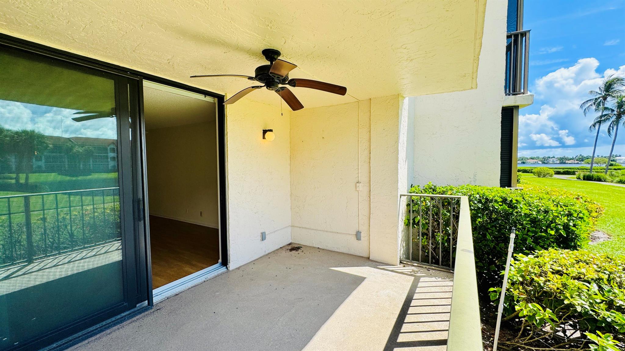 HALF MOON BAY CONDO PH I - Residential
