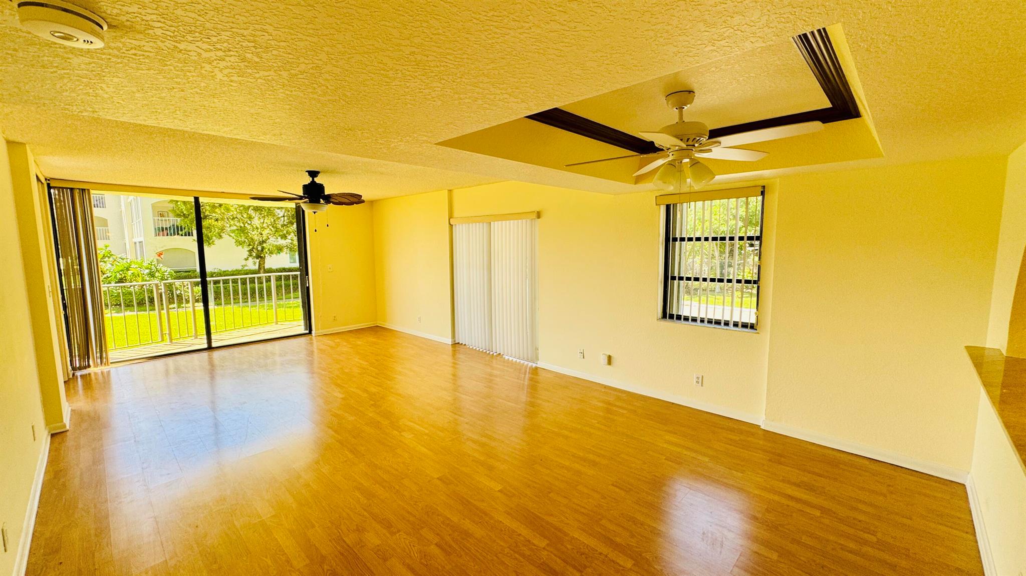 HALF MOON BAY CONDO PH I - Residential