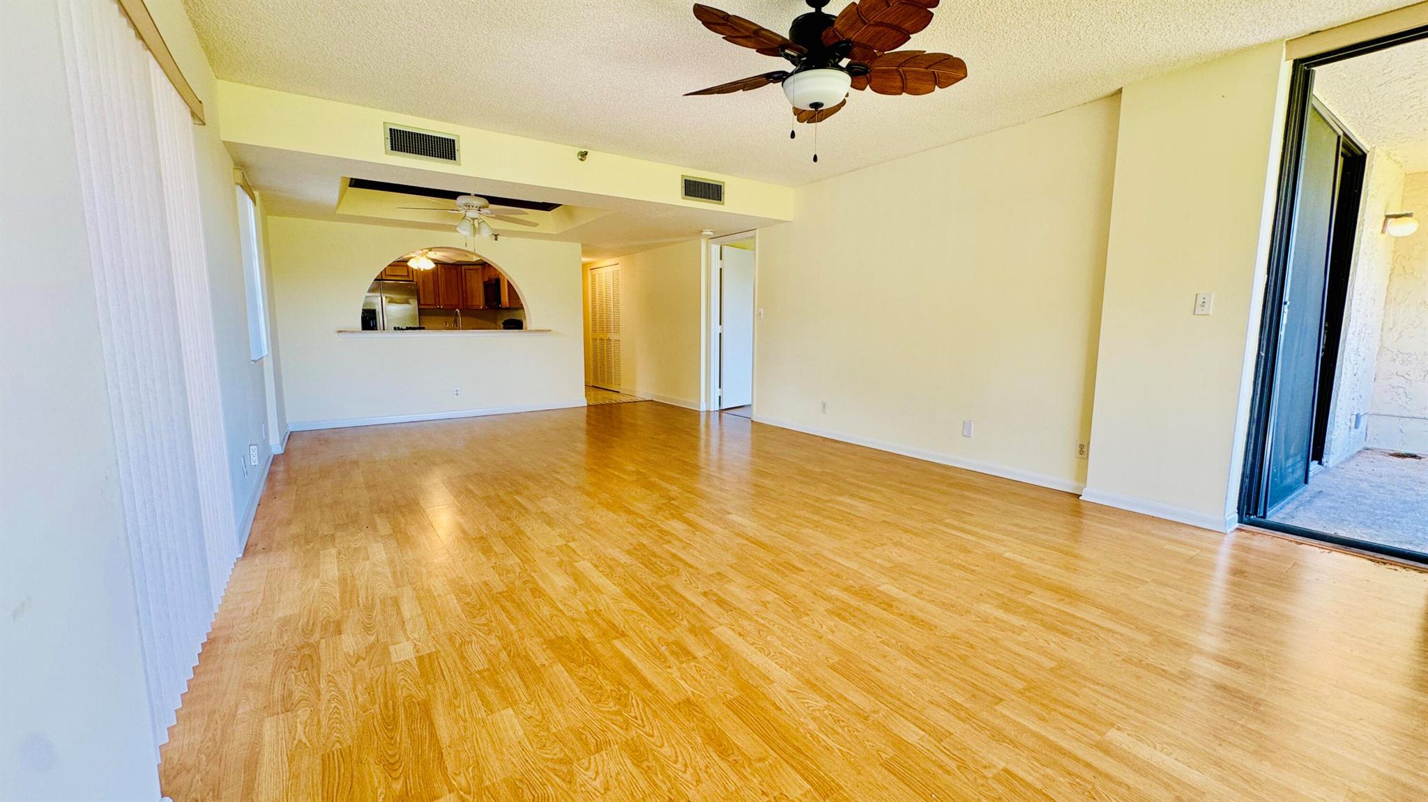 HALF MOON BAY CONDO PH I - Residential