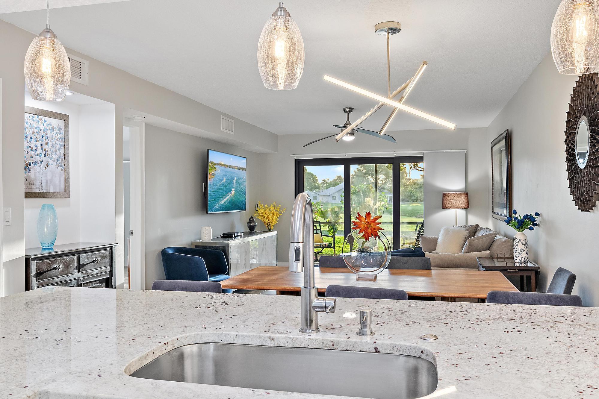 KEYSTONE CONDO - Residential