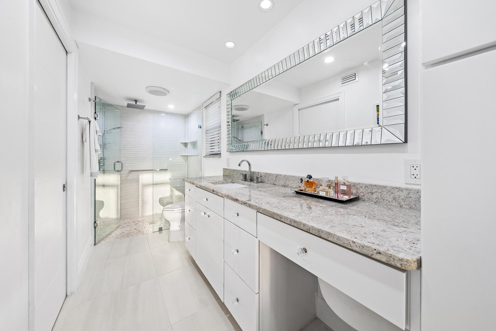 KEYSTONE CONDO - Residential