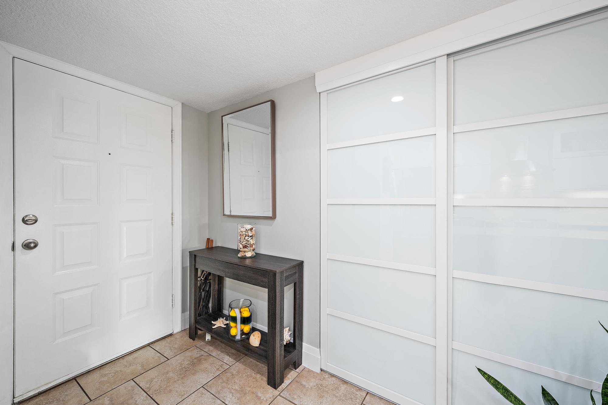 KEYSTONE CONDO - Residential