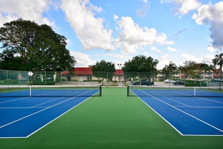 LAGO DEL REY - Residential