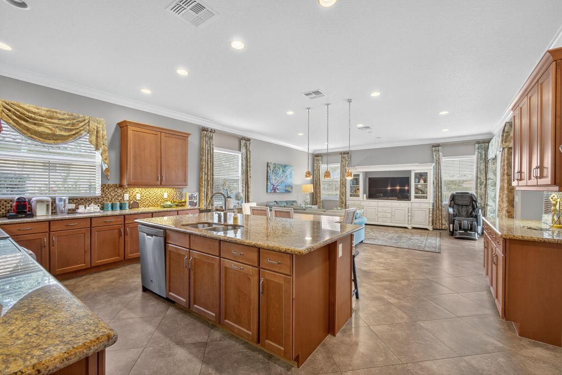 OLYMPIA 2 - Residential