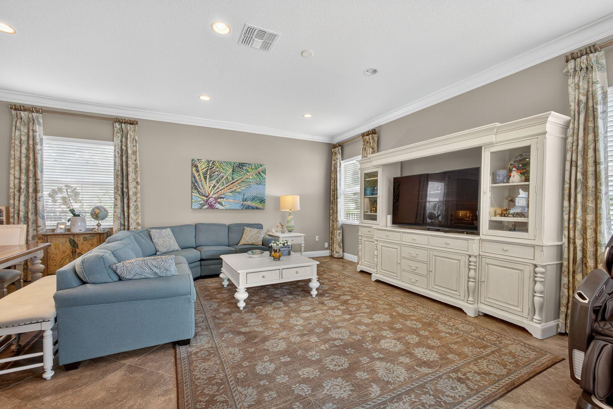 OLYMPIA 2 - Residential