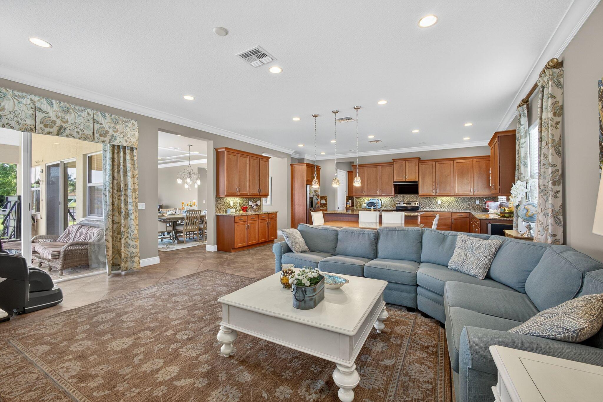 OLYMPIA 2 - Residential