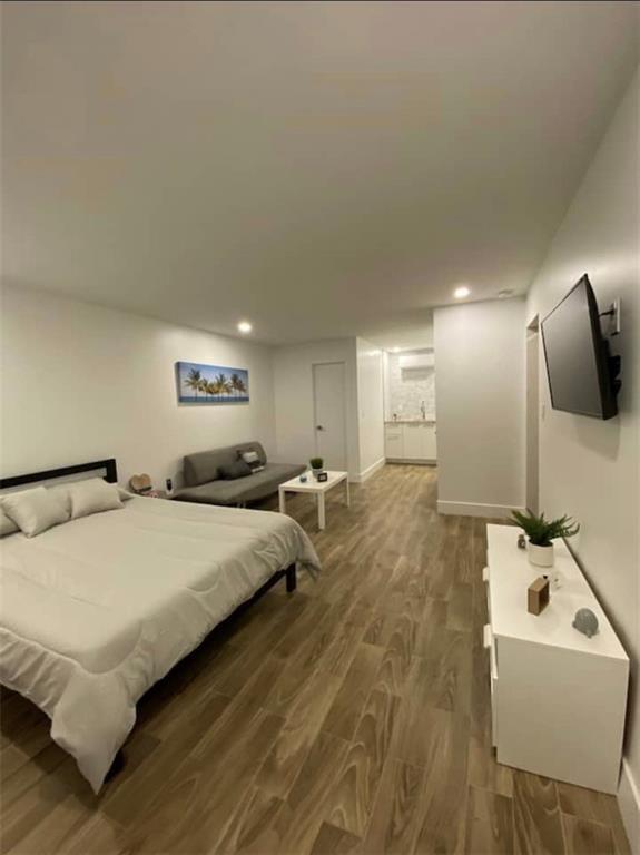 Oakland Park Second Add 1 - Residential Lease