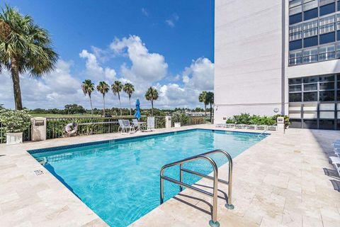 A home in North Palm Beach