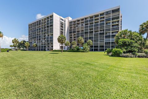 A home in North Palm Beach