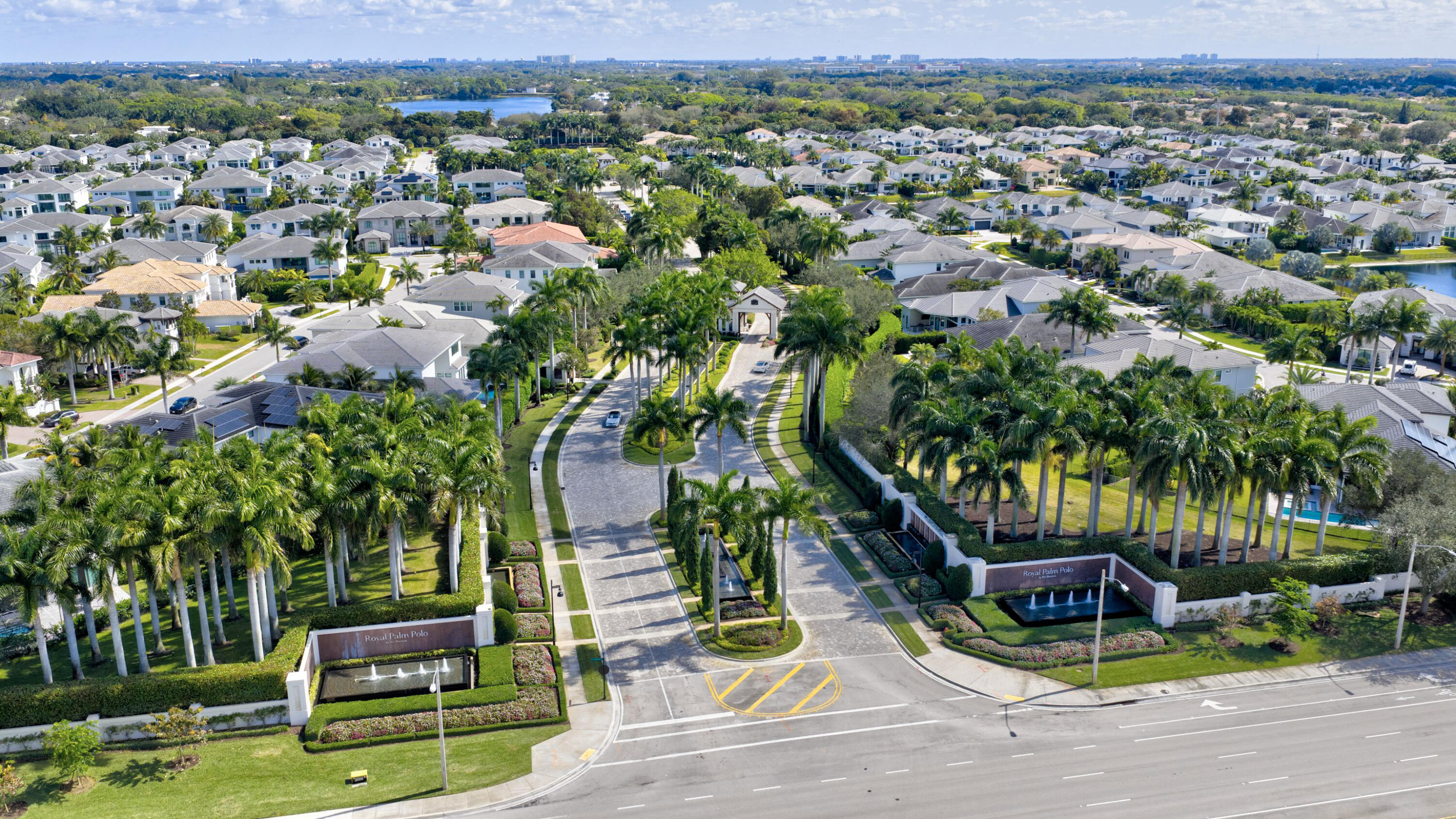 ROYAL PALM POLO - Residential