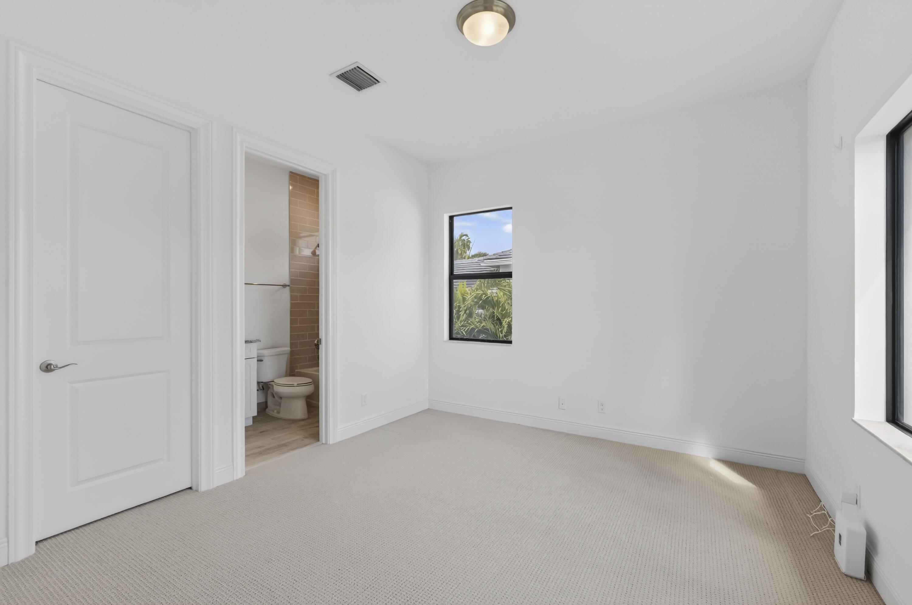 ROYAL PALM POLO - Residential